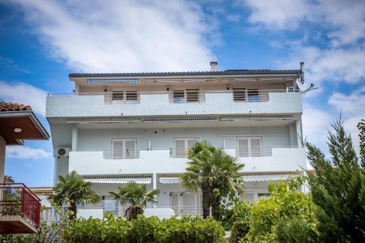 Guesthouse Villa Juric Crikvenica Exterior foto