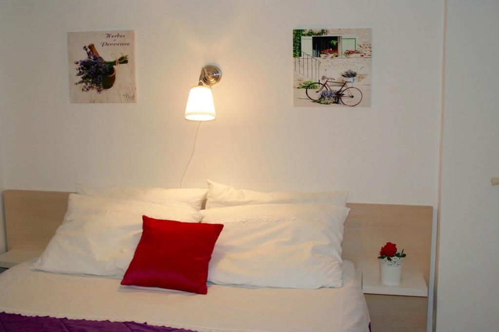 Guesthouse Villa Juric Crikvenica Exterior foto